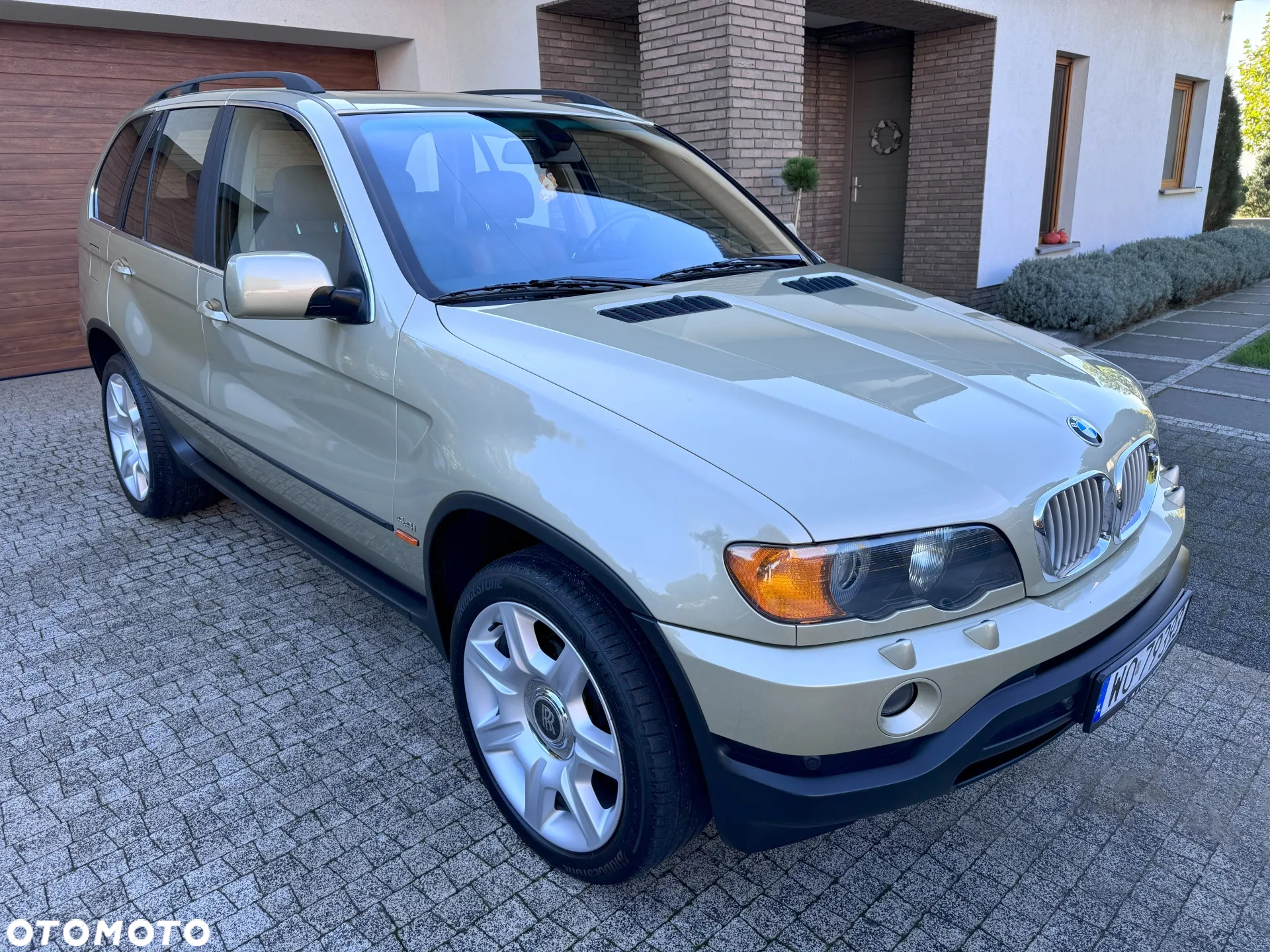 BMW X5 4.4i - 9