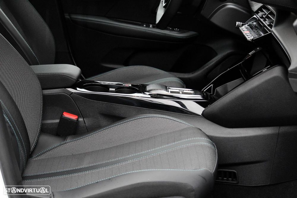 Peugeot e-208 50 kWh Allure - 19