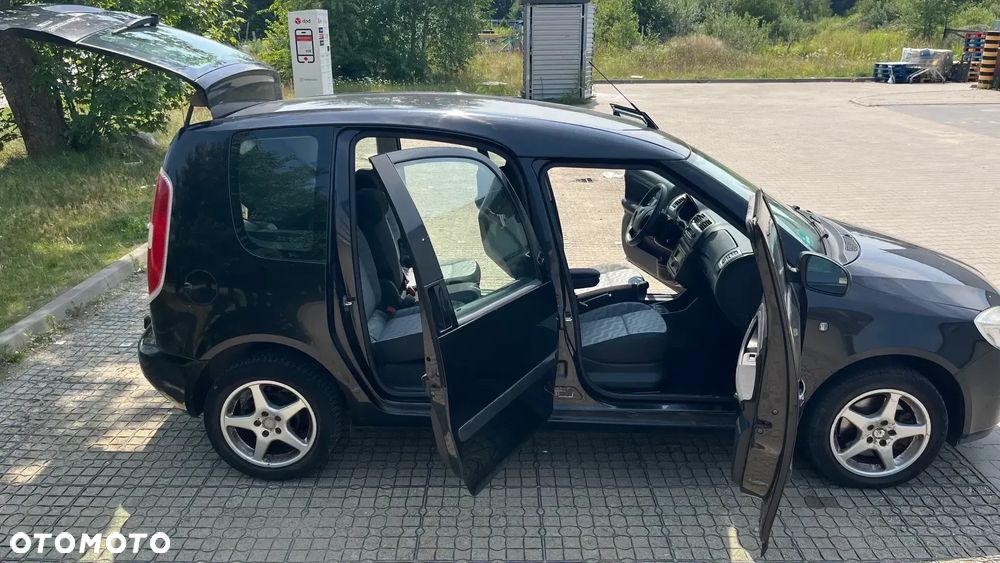 Skoda Roomster 1.6 16V Comfort - 2