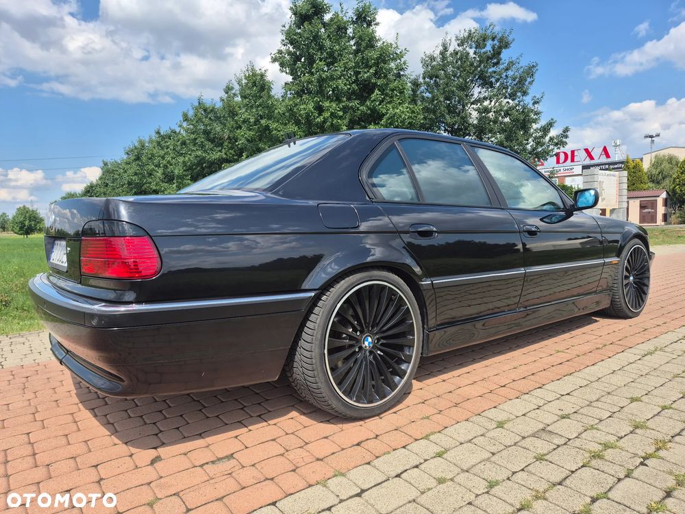 BMW Seria 7 - 7