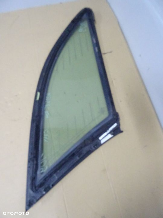 SZYBA KAROSERYJNA PRAWY TYŁ MERCEDES W203 KOMBI NR109 - 5