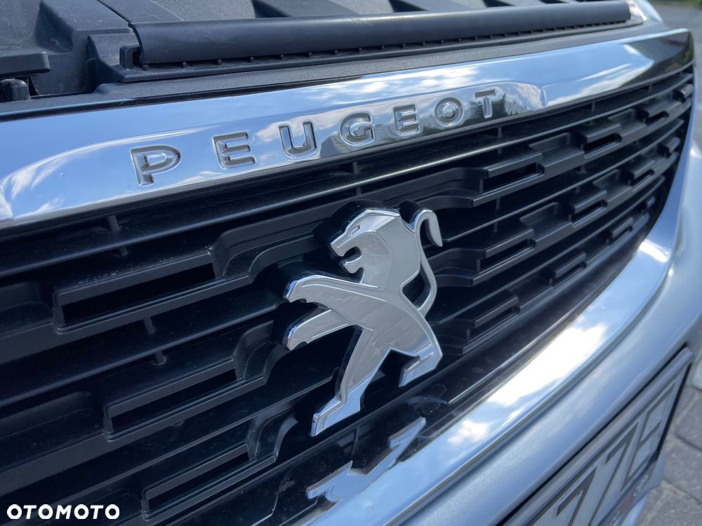 Peugeot 308 1.2 PureTech GPF Allure S&S - 28