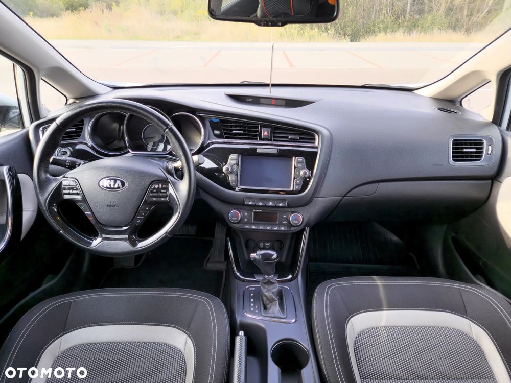 Kia Ceed Cee'd 1.6 CRDi L Business Line DCT - 27
