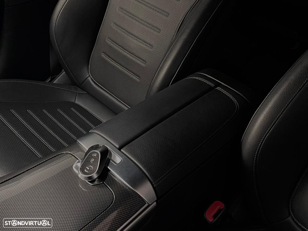 Mercedes-Benz C 300 e AMG Line - 34