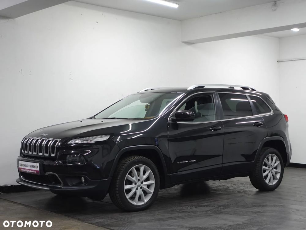 Jeep Cherokee - 4