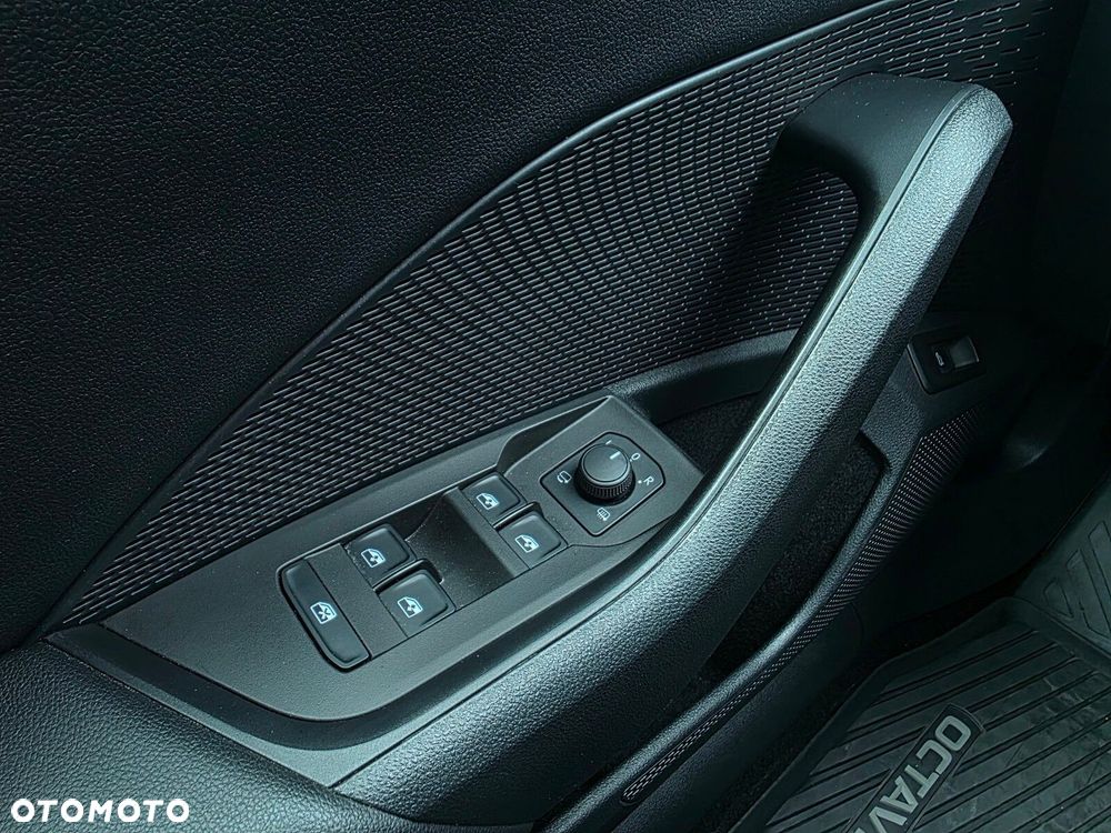 Skoda Octavia 1.5 TSI e-Tec Style DSG - 10