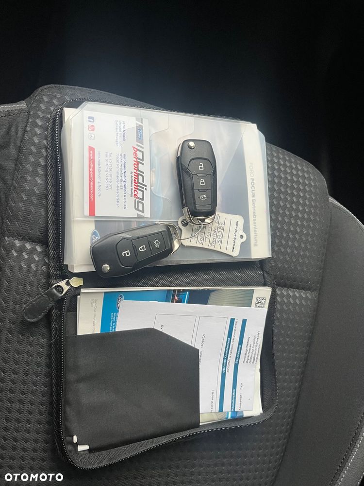 Ford Focus 1.0 EcoBoost Connected - 18