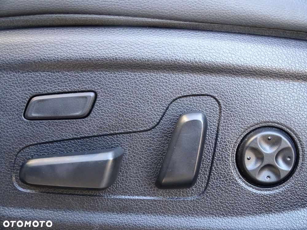 Hyundai Santa Fe - 17