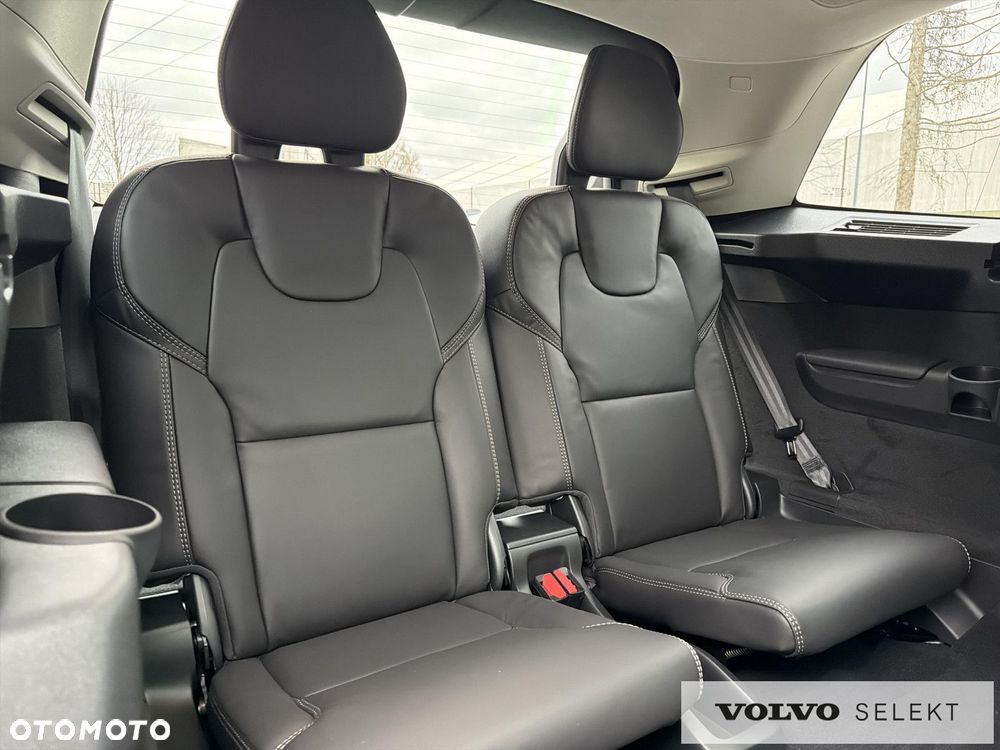 Volvo XC 90 - 17