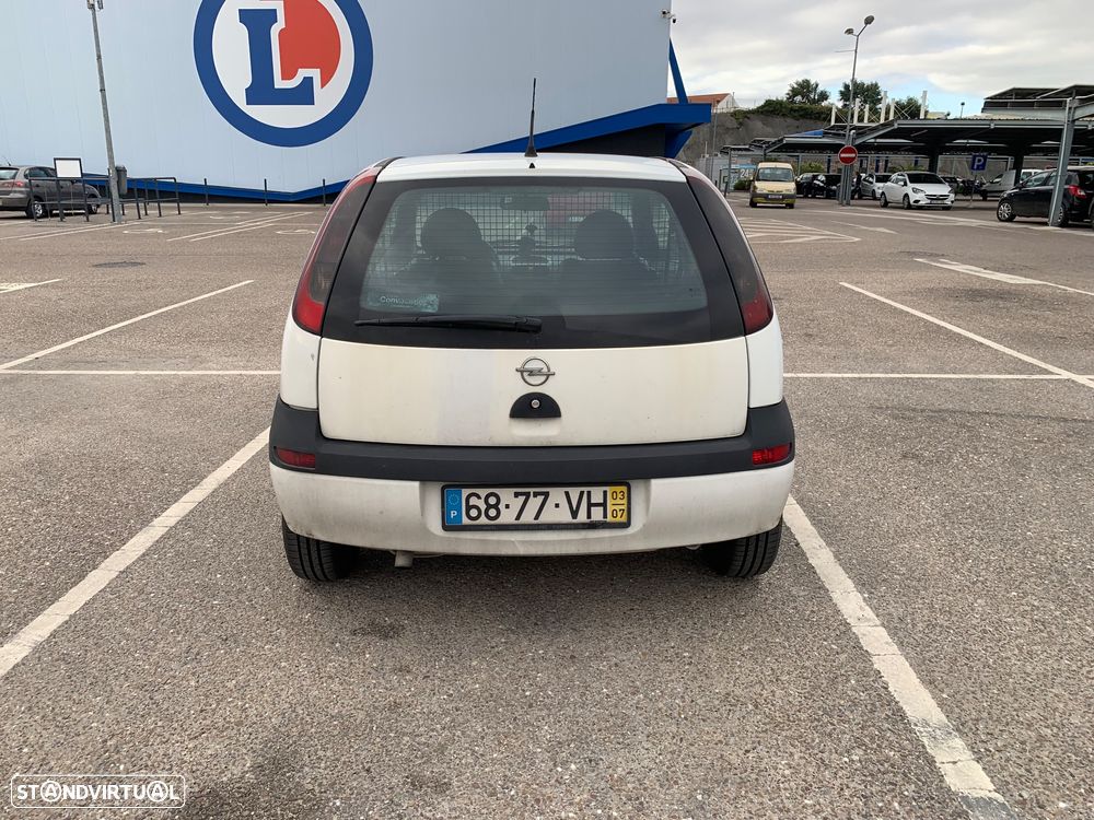 Opel Corsa - 3
