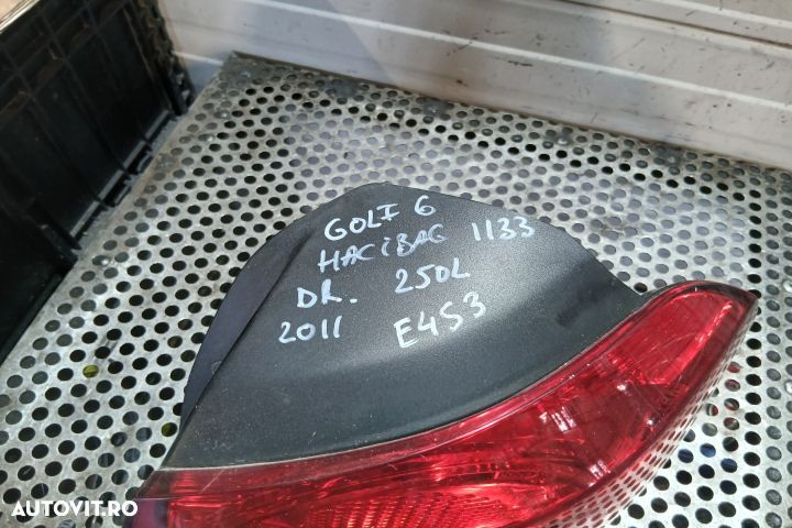 Lampa / Tripla stop dreapta pe aripa 89089721R 89089721R Volkswagen V - 3