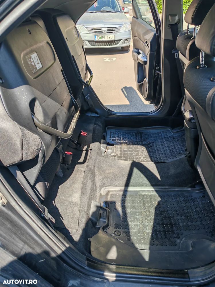 Honda Civic 1.4i-DSi - 14