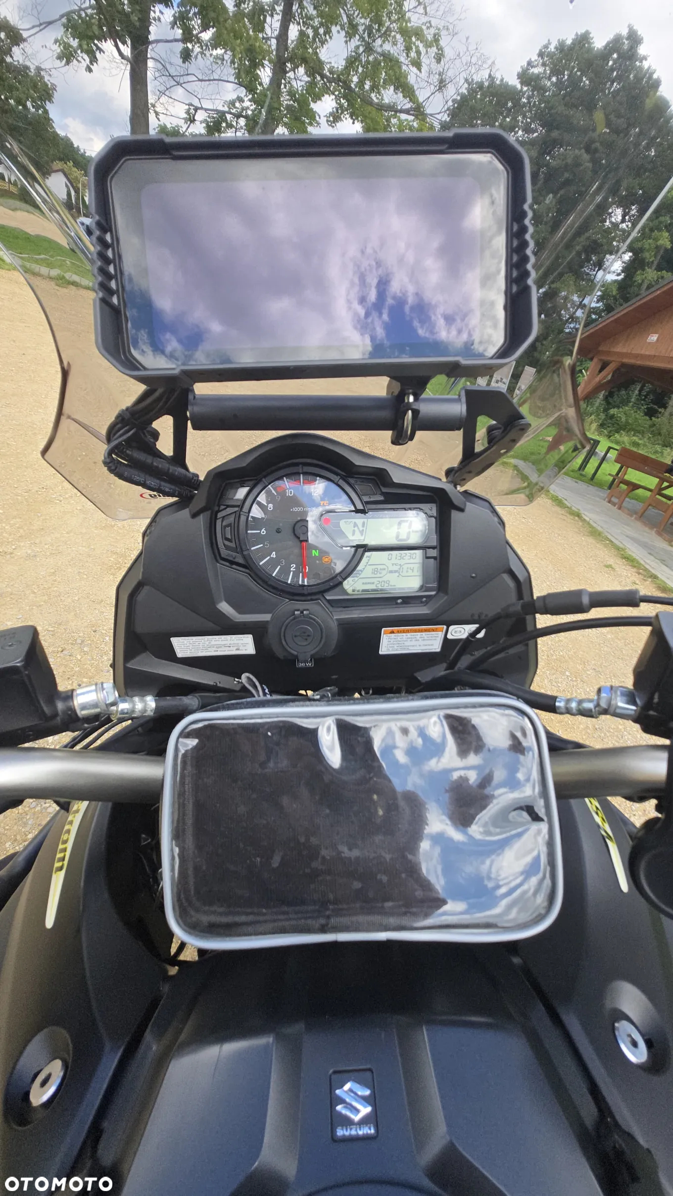 Suzuki V-STROM - 38