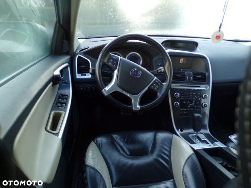 Części- Volvo V60 1 I 2.4 D5 205 KM AWD 10R - 5