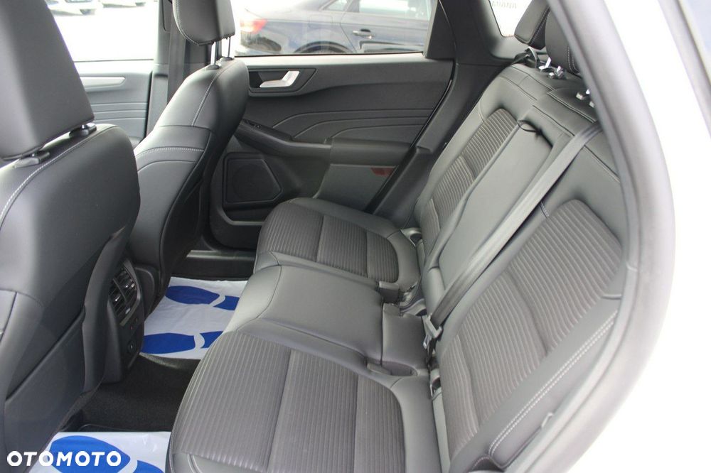 Ford Kuga - 14
