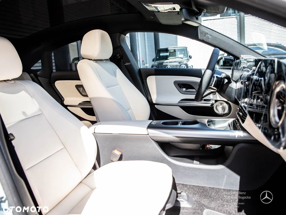 Mercedes-Benz CLA 220 mHEV 4-Matic 8G-DCT - 7