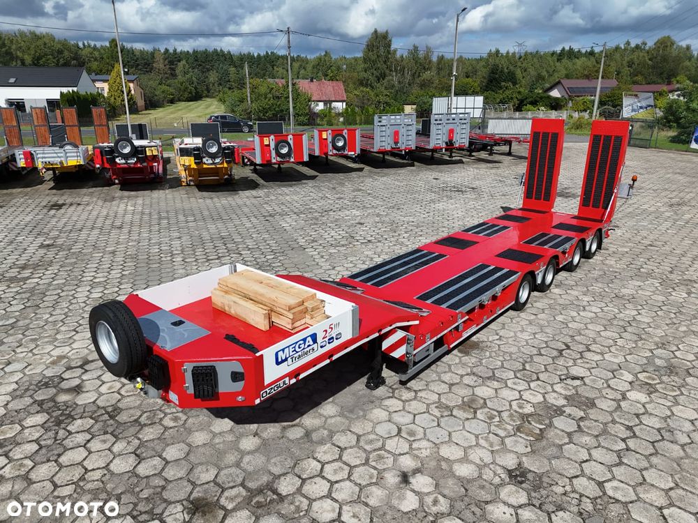 Inny 4 OSIOWA NISKOPODWOZIOWA z zagłębieniami na koła, rozciągana 5.000mm, długie najazdy 70T DMC - 7