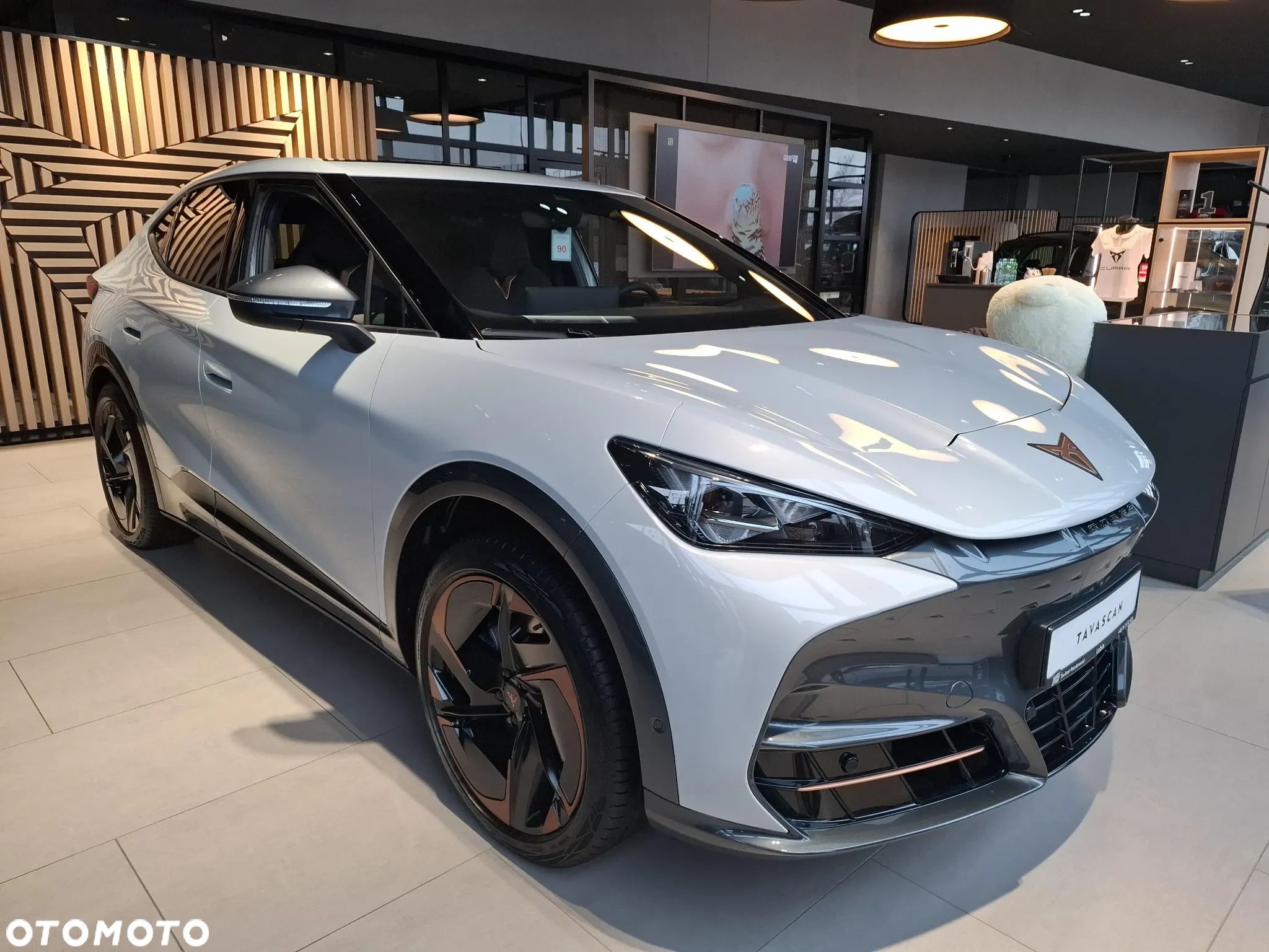 Cupra Tavascan 82kWh 4Drive VZ - 1