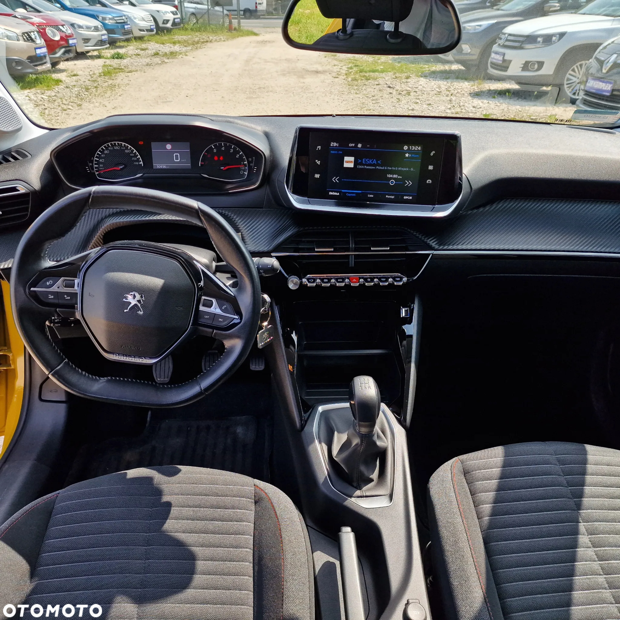 Peugeot 208 1.2 PureTech Allure S&S - 18