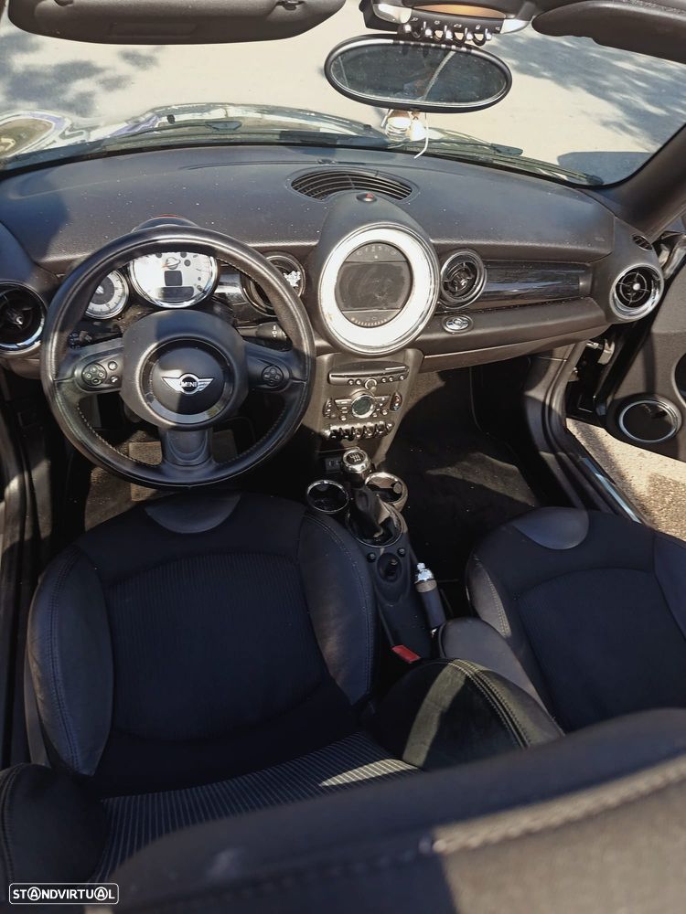 MINI Cabrio Cooper D - 8