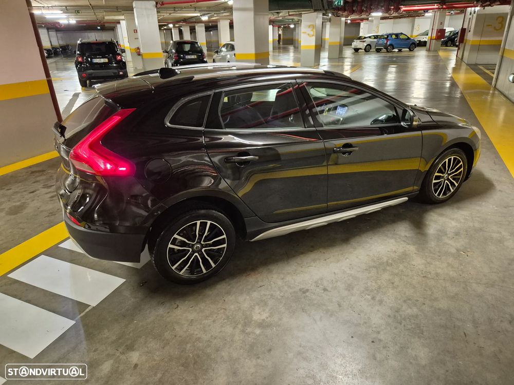 Volvo V40 Cross Country 2.0 D2 Summum - 10