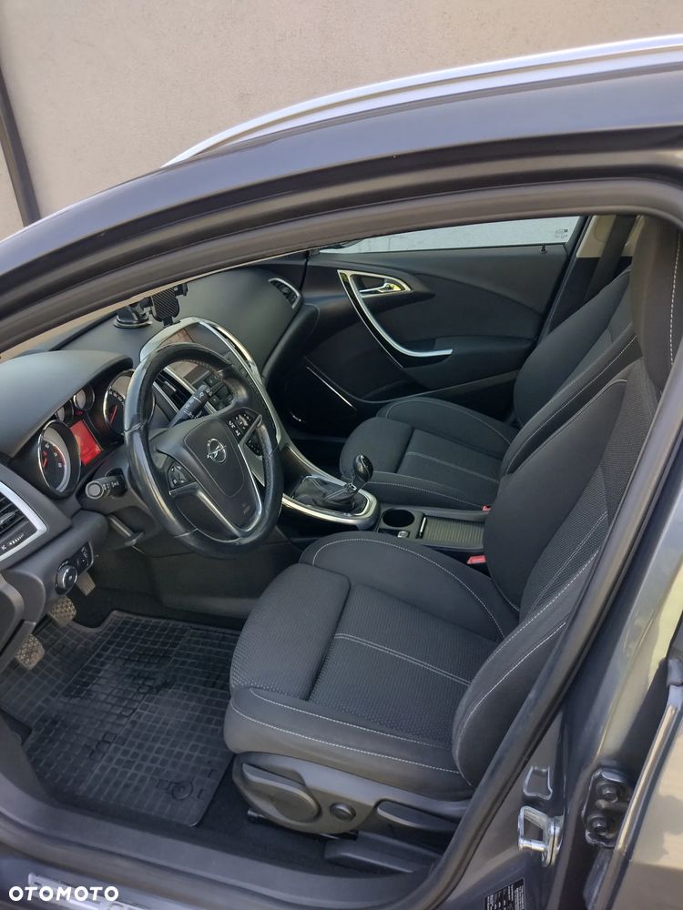 Opel Astra 1.4 T Cosmo - 15