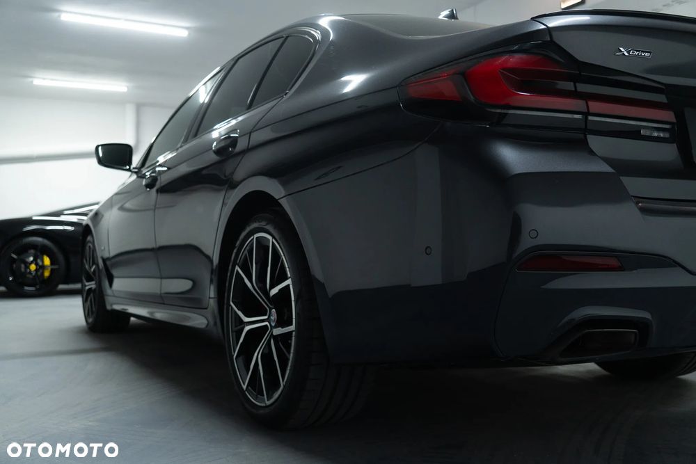 BMW Seria 5 530d xDrive M Sport Edition - 19