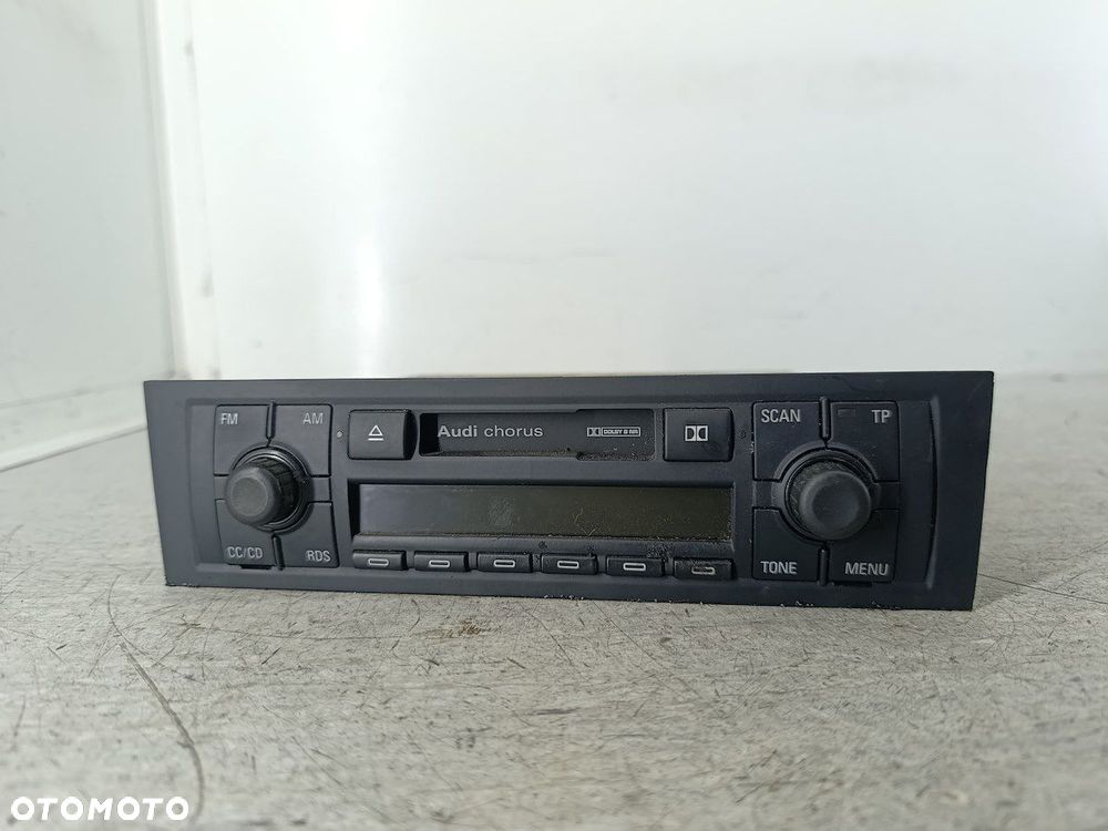 RADIO FABRYCZNE AUDI A3 8P/8PA/8P7 8P0035152B - 1