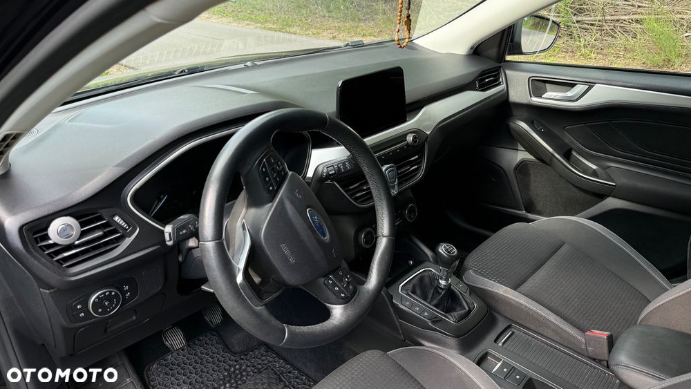 Ford Focus 1.5 EcoBoost Trend ASS - 25