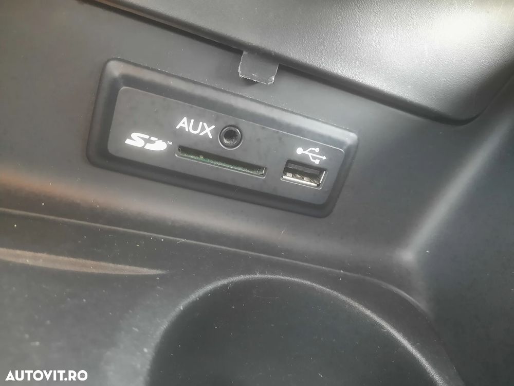 Renault Megane dCi 110 FAP Paris Business - 19