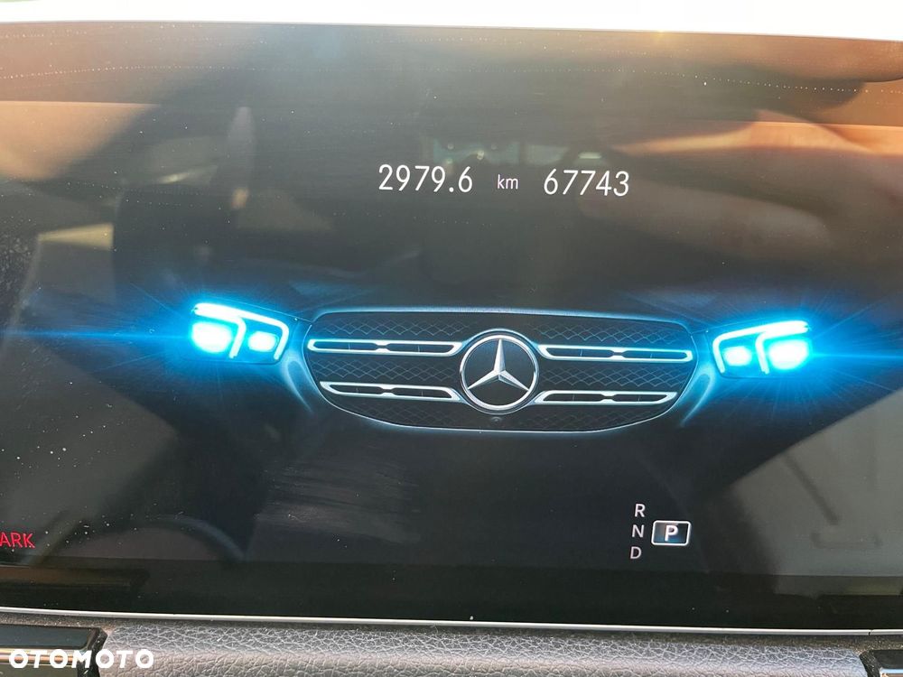 Mercedes-Benz GLA 250 8G-DCT - 9