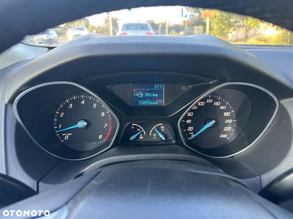 Ford Focus - 8