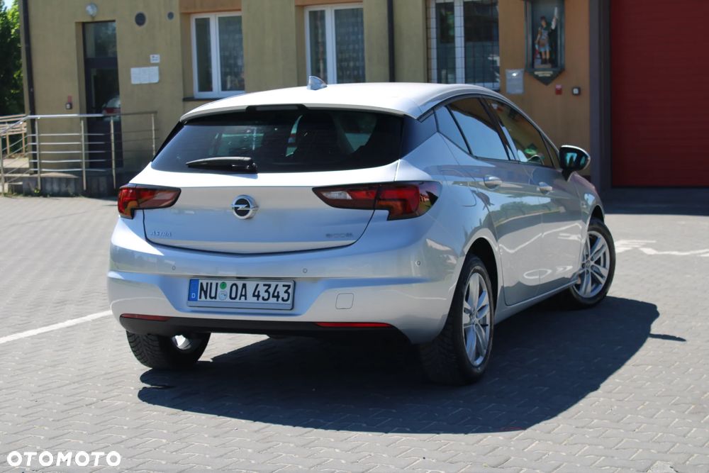 Opel Astra - 8