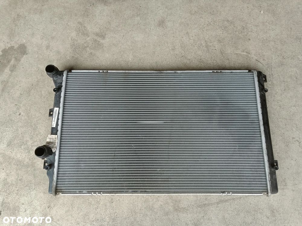 Chłodnica wody Skoda Octavia Superb Seat Altea Leon VW Golf Audi A3 5K0121253D - 1