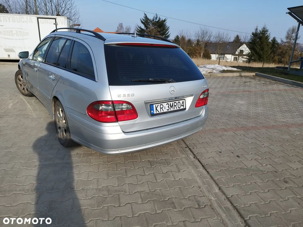 Mercedes-Benz Klasa E 220 CDI Automatik Classic - 6