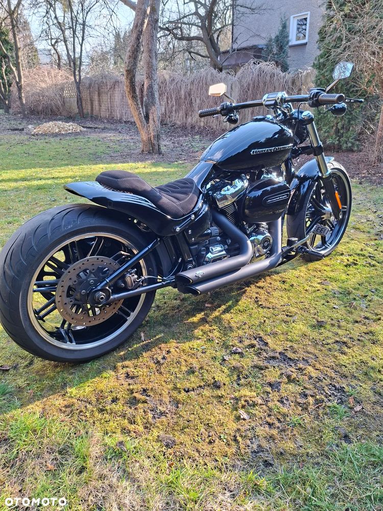 Harley-Davidson FXSB Breakout - 8