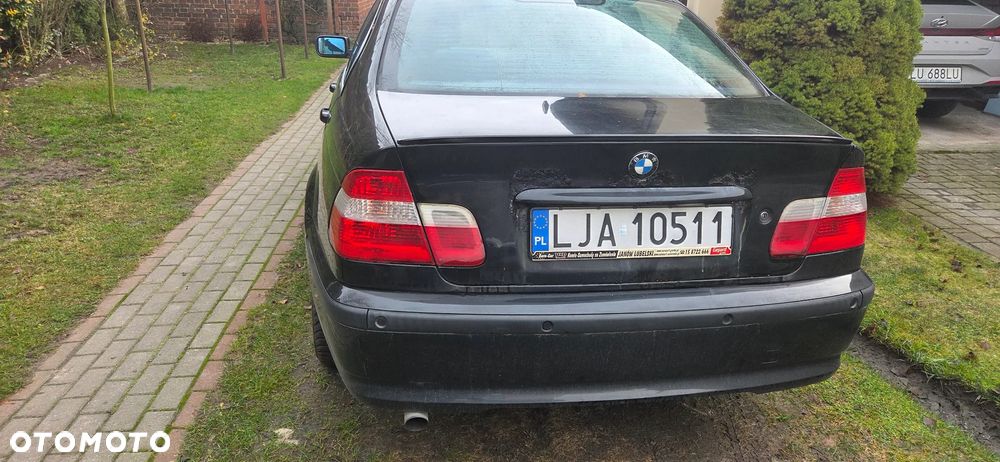 BMW Seria 3 318i - 4