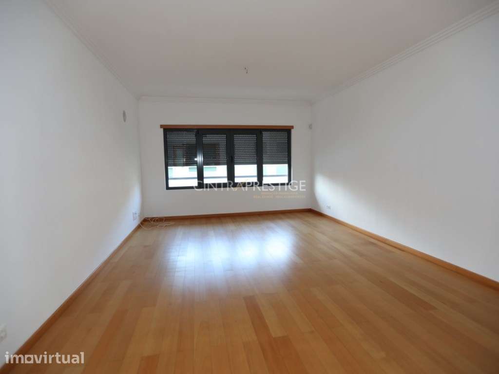 Arrendamento. Lourel. Apartamento T2 com parqueamento. - Grande imagem: 5/22