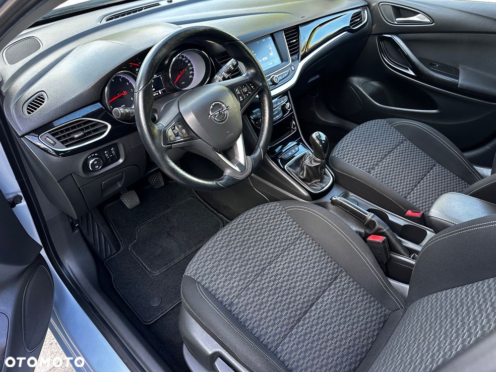 Opel Astra 1.4 Turbo Business - 21
