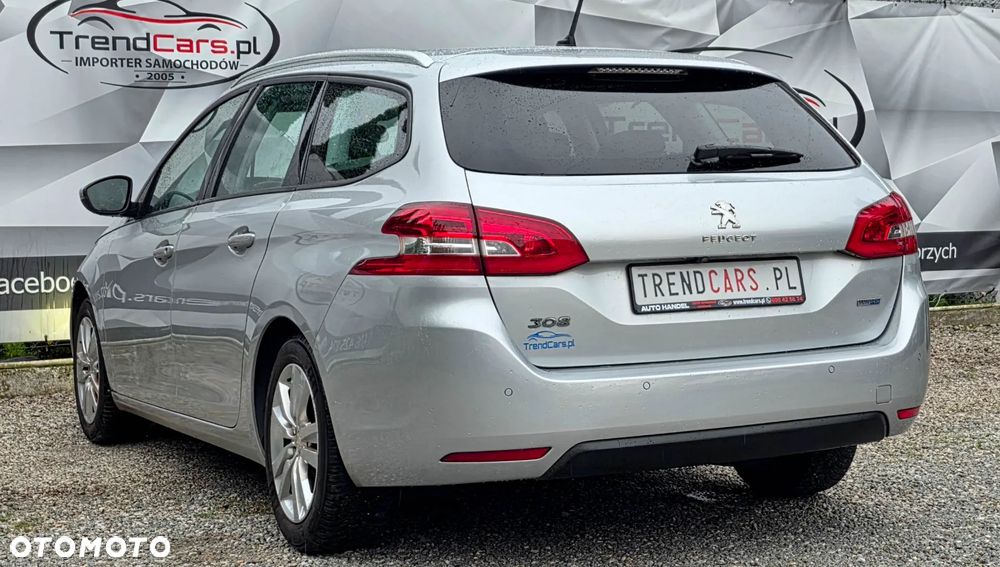 Peugeot 308 BlueHDi 120 EAT6 Stop & Start Allure - 28
