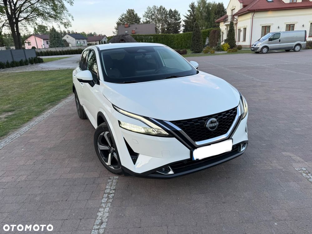 Nissan Qashqai 1.3 DIG-T 4x4 MHEV Xtronic N-Design - 4