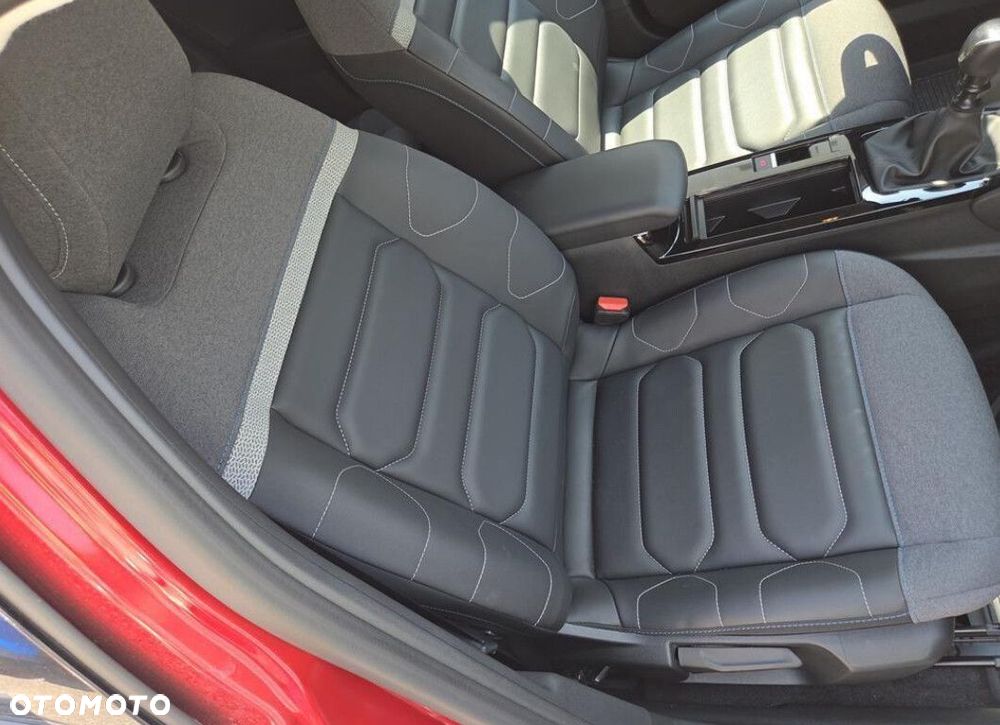 Citroën C4 1.2 PureTech Max S&S - 8
