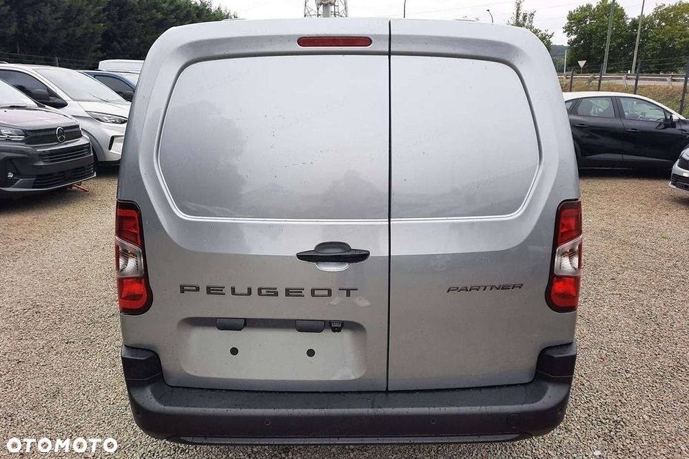 Peugeot Partner Van XL L2H1 AT8 1.5 130KM - 6