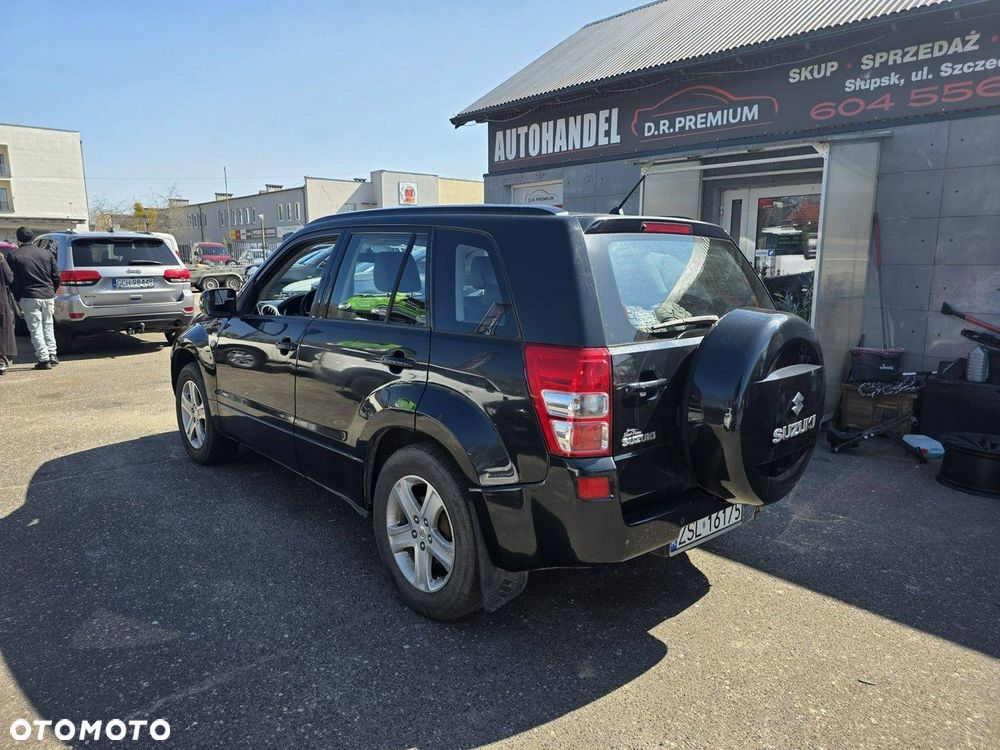 Suzuki Grand Vitara 1.9 DDiS Comfort + DPF Family - 4