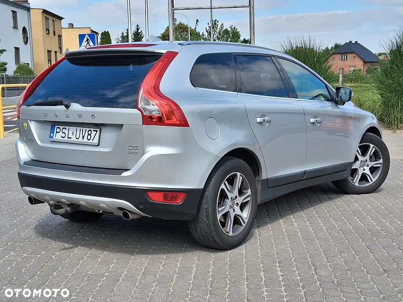 Volvo XC 60 D5 AWD Summum - 5