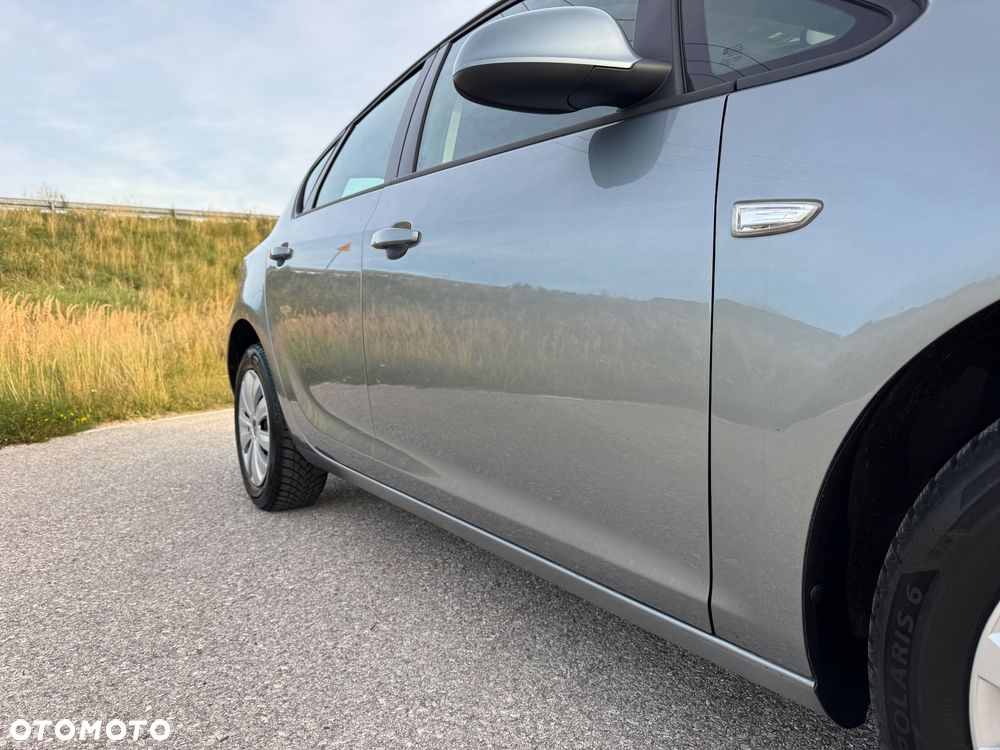 Opel Astra 1.4 Turbo Design Edition - 12
