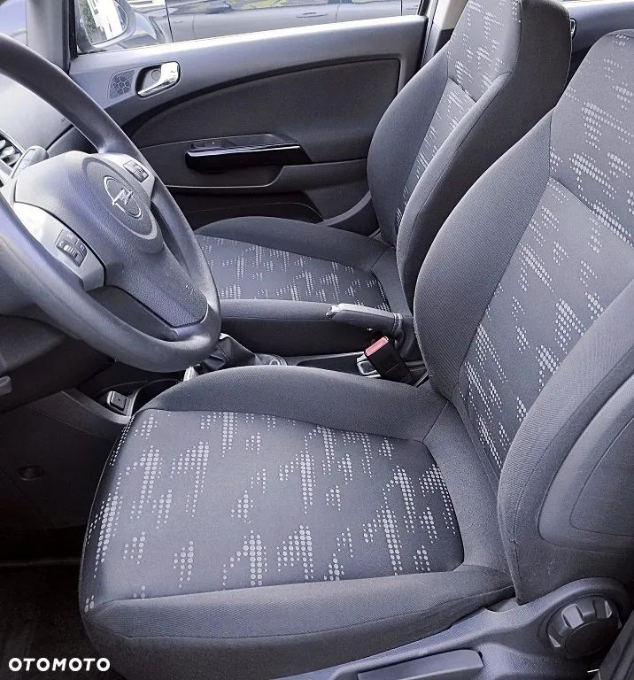 Opel Corsa - 20