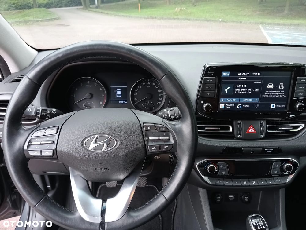 Hyundai i30 1.5 DPI Smart - 23