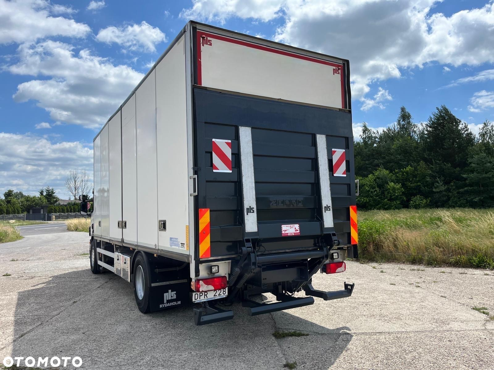 Scania P230 KONTENER boczne drzwi 260tys.km. SUPER STAN 18palet - 10