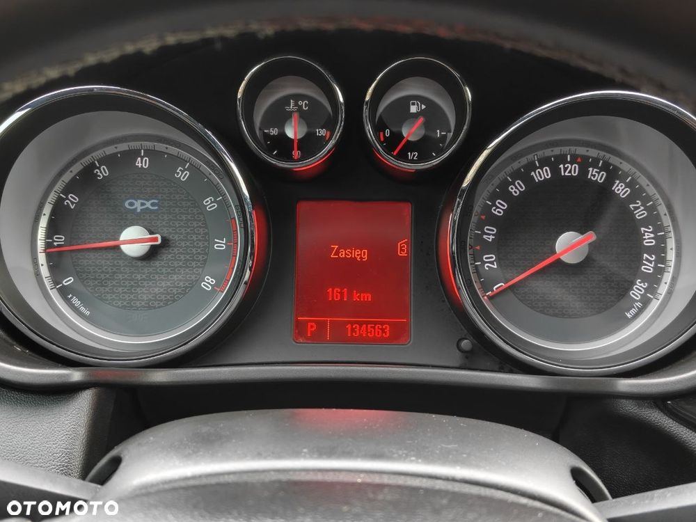Opel Insignia 2.8 T V6 OPC - 12